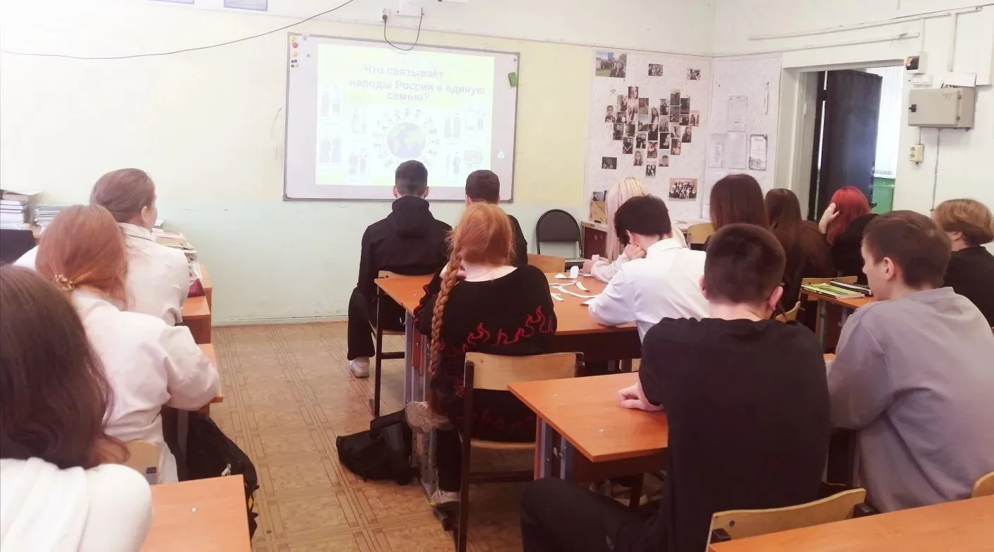 ➡ ВСЕРОССИЙСКИЕ УРОКИ МУЖЕСТВА  📖 В период с 20 по 26 апреля 2026 года в общеобразовательных организ