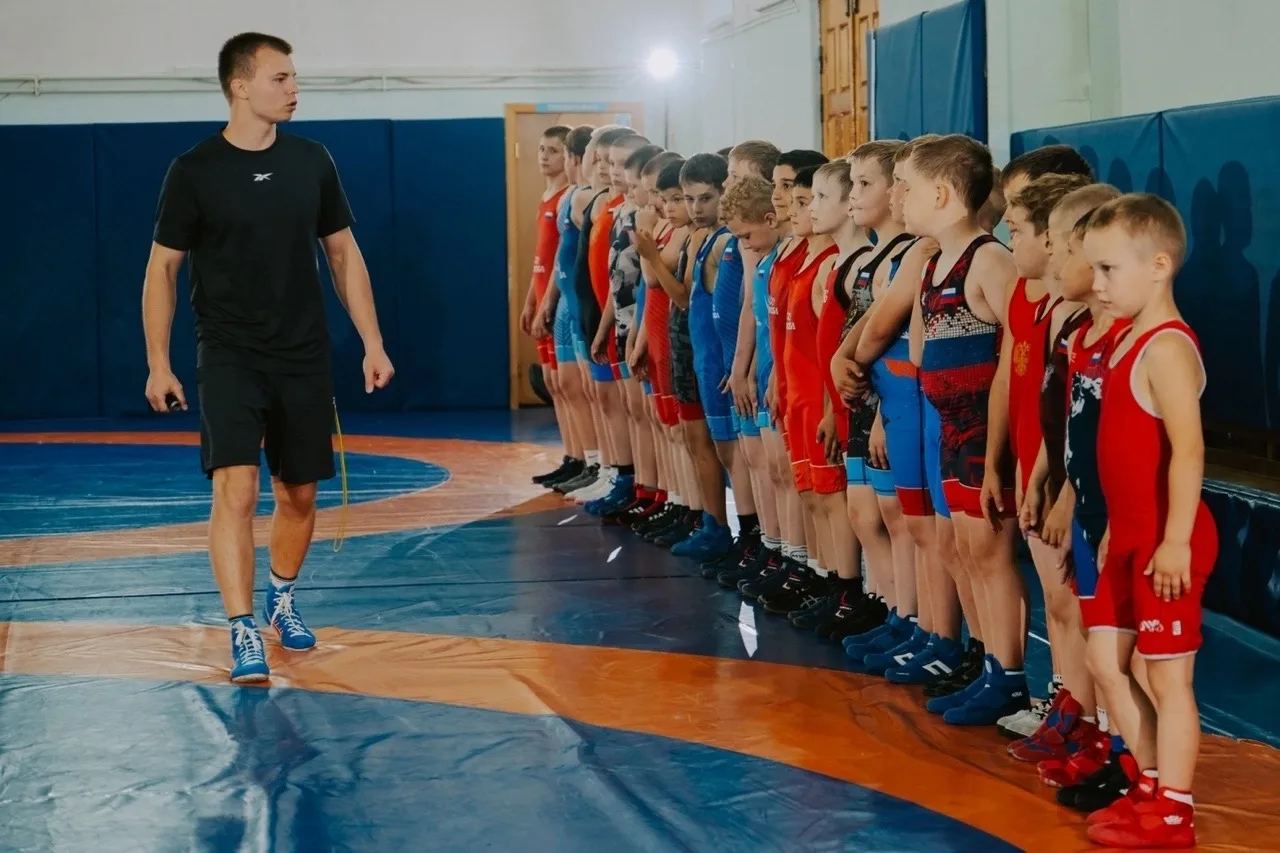 🔥🤼 ЛЕТО ПРОВЕРЯЕТ СИЛЬНЕЙШИХ!

Для воспитанников отделения вольной борьбы СШОР «ЭЖВА» летние каник