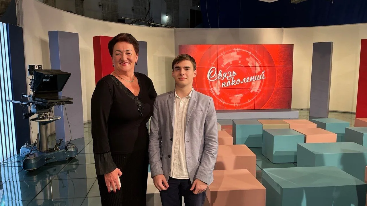 📽Связь поколений: наши герои в эфире! 🌟 📆 Сегодня наша школа стала частью особенного события – учащи
