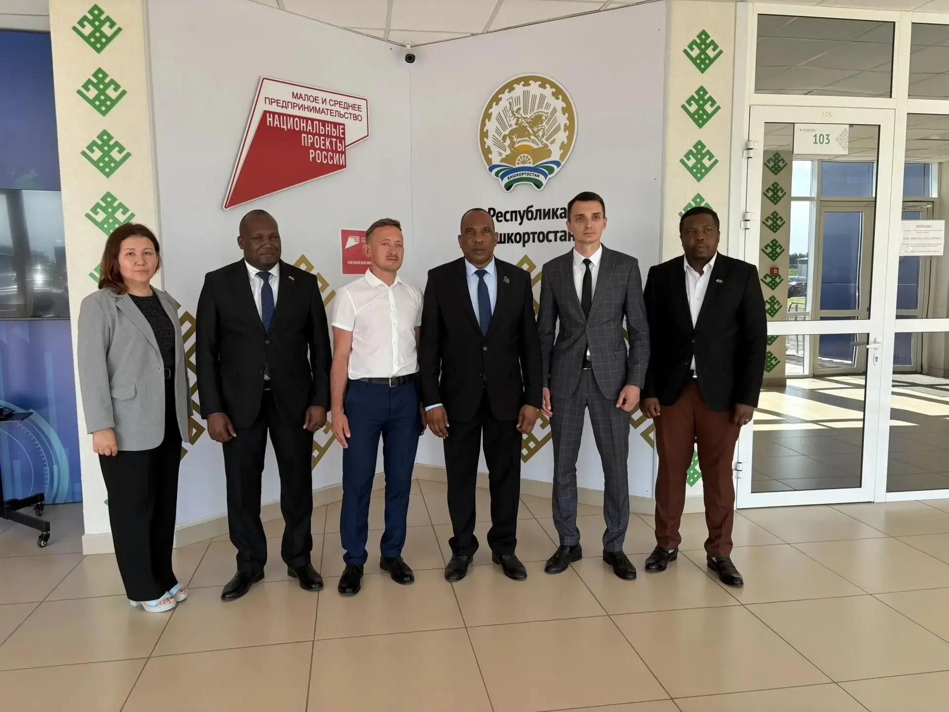🇹🇿 Представители Танзании будут перенимать опыт Башкортостана в работе с инвесторами
 
🌐Официальн