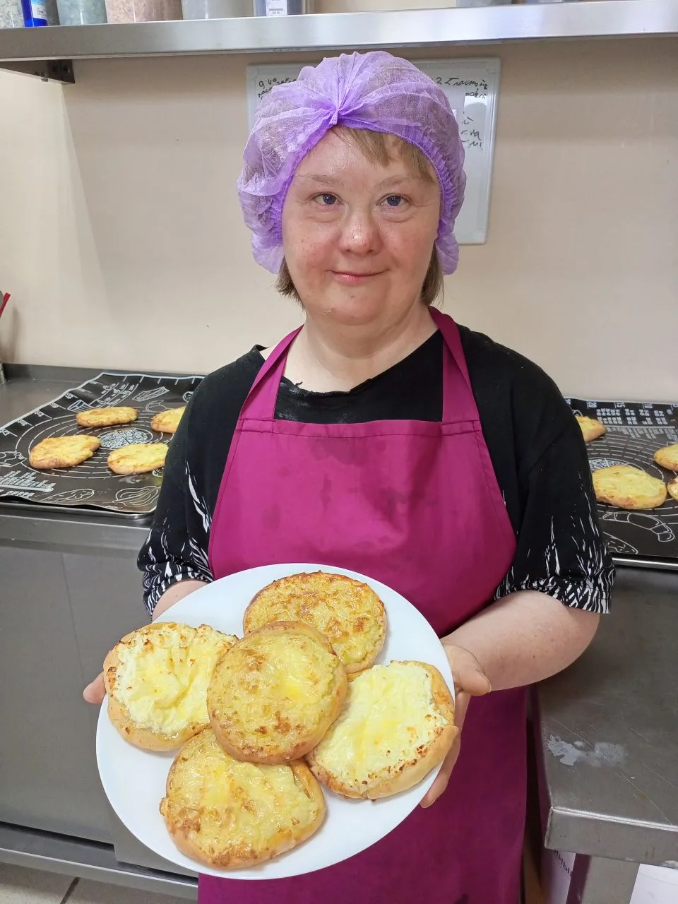 🎉 У нашей Олюшки — юбилей! 45 — возраст, когда друзья, уют и вкусная еда становятся гл...