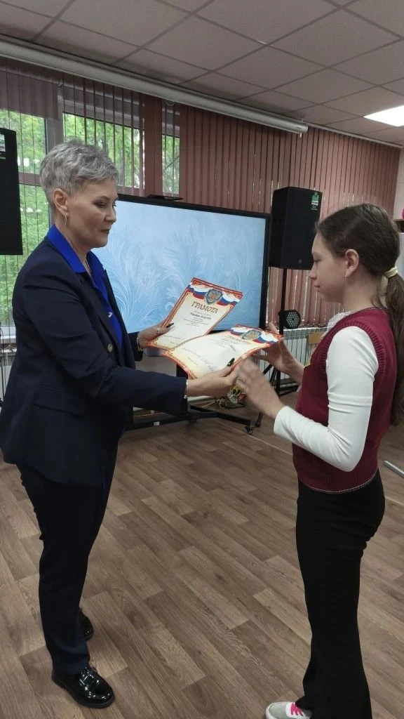 Научно-практическая конференция учащихся  В школе прошли научно-практические конференции «Первые шаг