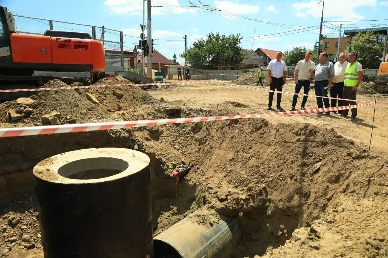 В Краснодаре откроют две полосы Фадеевского путепровода в сентябре

На Фадеевском путепроводе заверш