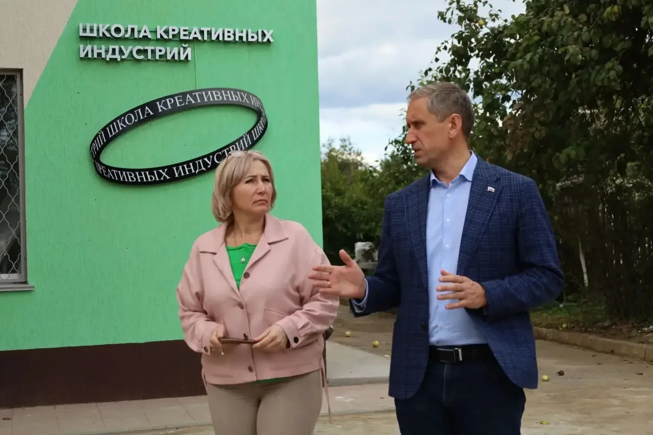 Глава Сафоновского муниципального округа Антон Николаевич Кухарев совершил рабочий выез...