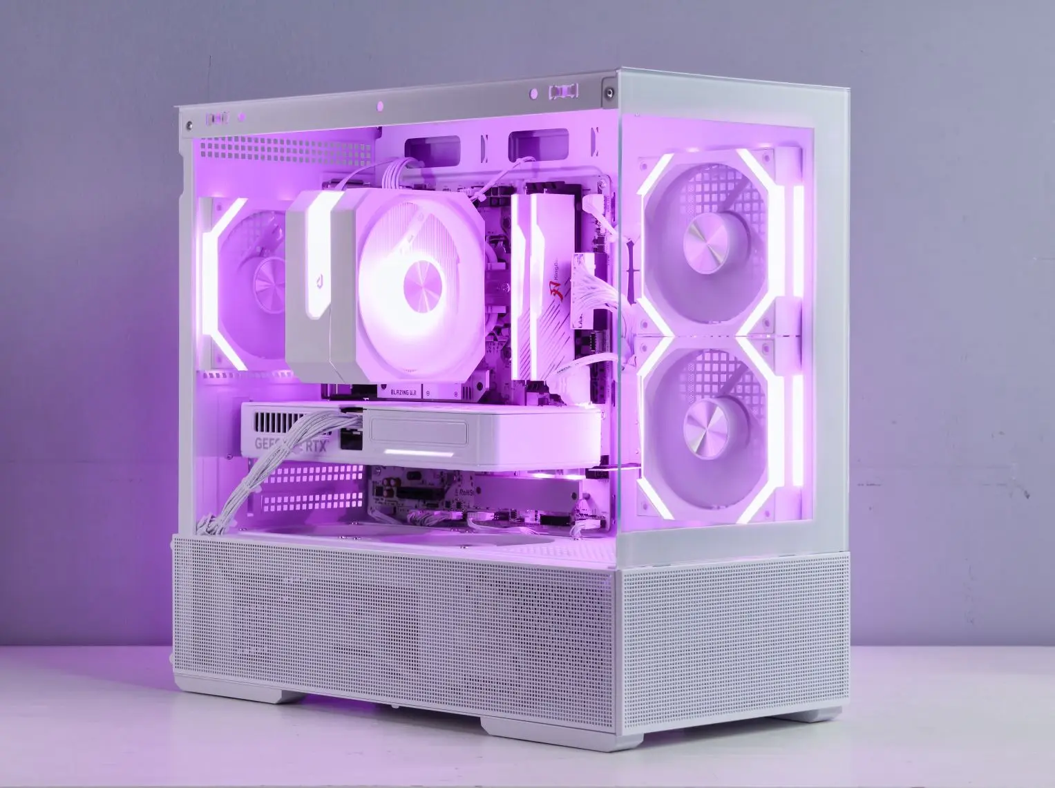 🤍 Full белый игровой Ryzen 5 7500F и RTX 5060 в 1Stplayer CV6