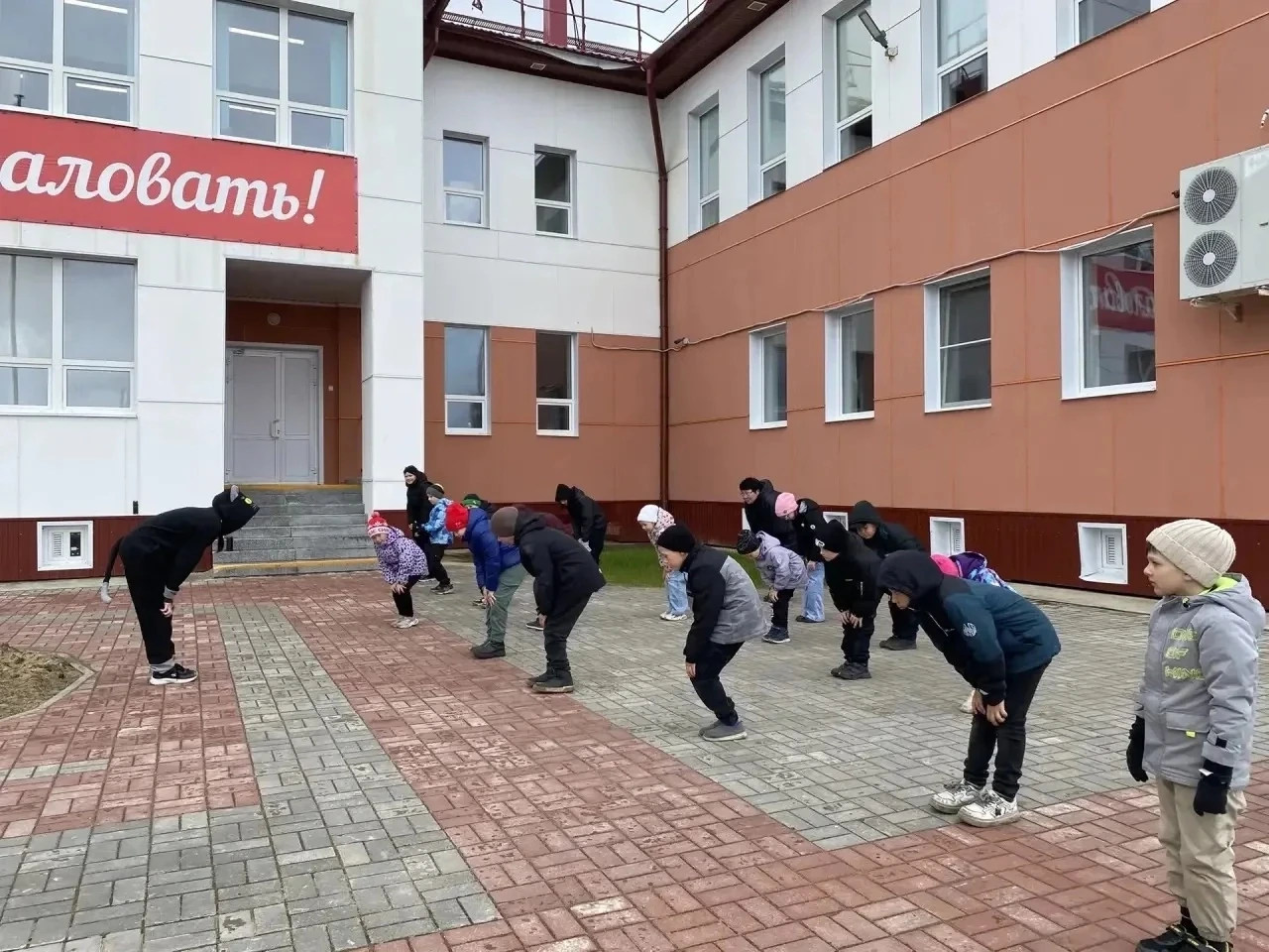 🌞 Четвёртый день в лагере был объявлен Днём сказок!