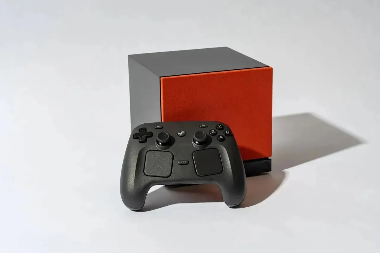 Steam Machine обойдется в 1000 долларов за версию на 512 Gb — продажи стартуют 29 июня.