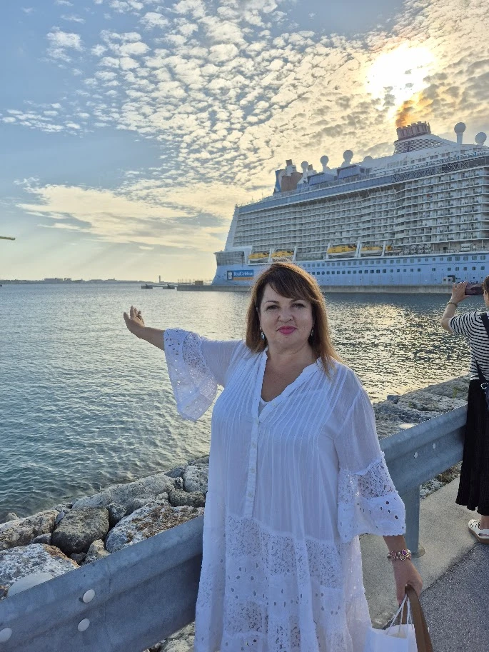 Начните 2027 год на на борту инновационного лайнера Spectrum of the Seas 5* в увлекател...