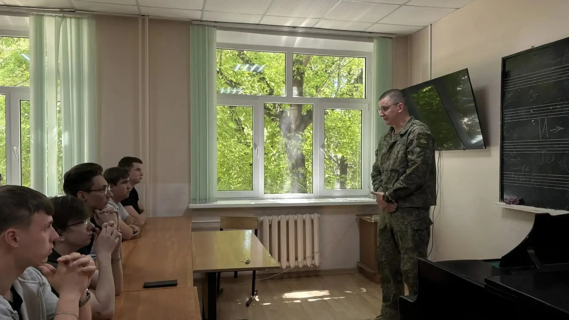 4 июня в колледже прошла встреча с инструктором пункта отбора (1 разряда) г. Ставрополь...