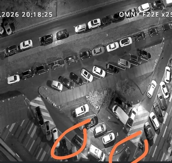 🆘 В Первом Московском городе-парке снова автомобилисты перекрыли движение для проезда ...