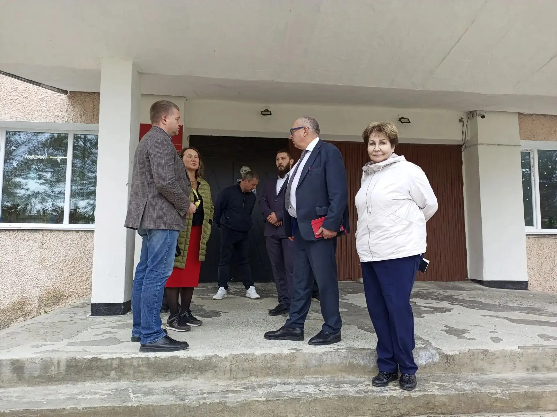 Серьёзно о кадрах