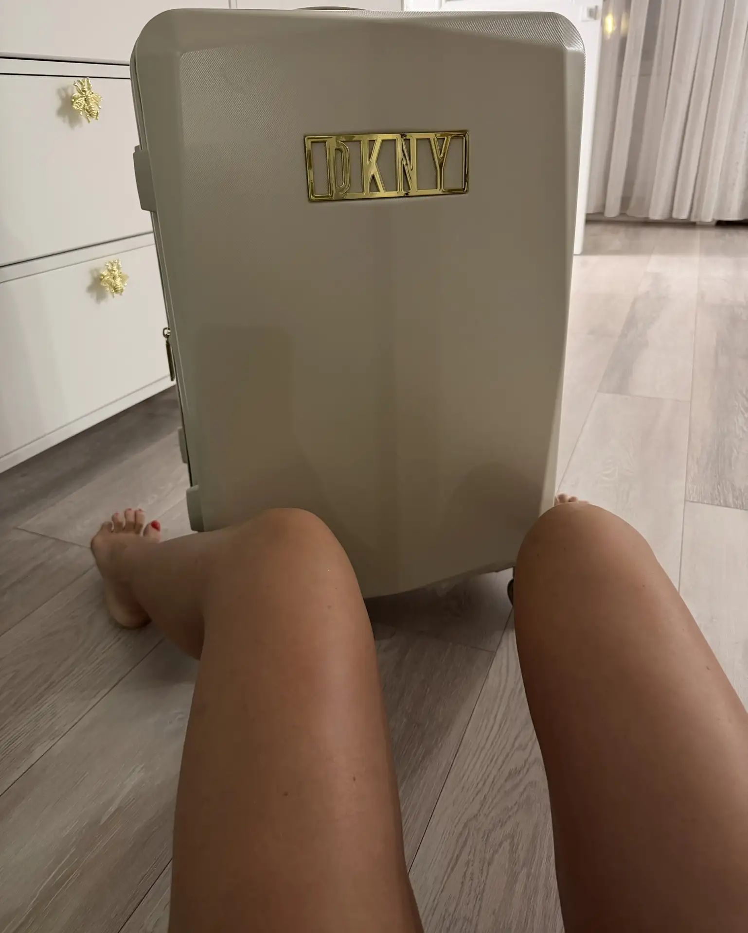 Зацените новый чемодан