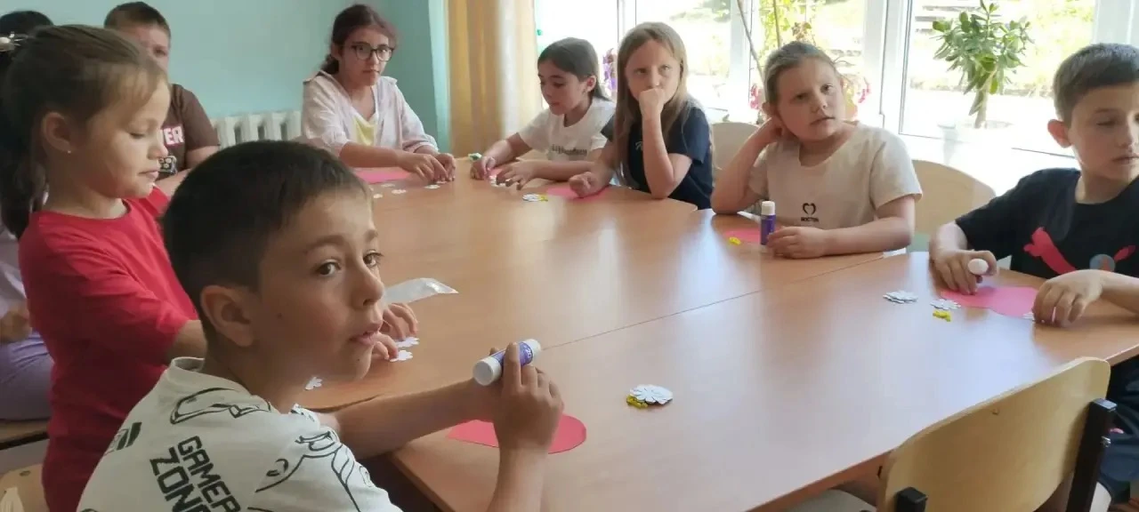"Я и РоссиЯ" 🇷🇺 Так назывался сегодня, 18 июня, лагерный день. Все мероприятия стали патриотичными
