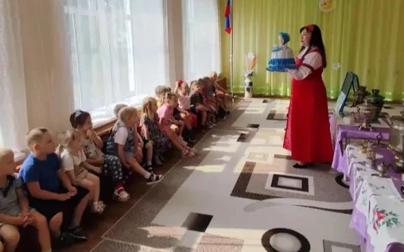 Наш детский сад посетил музей имени В. Н. Плотникова! 🫖 «В гостях у самовара»: путешествие в мир ру