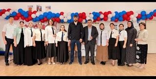 Наш Карабудахкентский избирательный участок УИК 0567 встречает избира,телей ипеснями из...