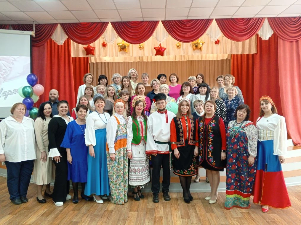 ✨🌷В преддверии 8 Марта наша школа преобразилась! С самого утра царила совершенно особенная, празднич