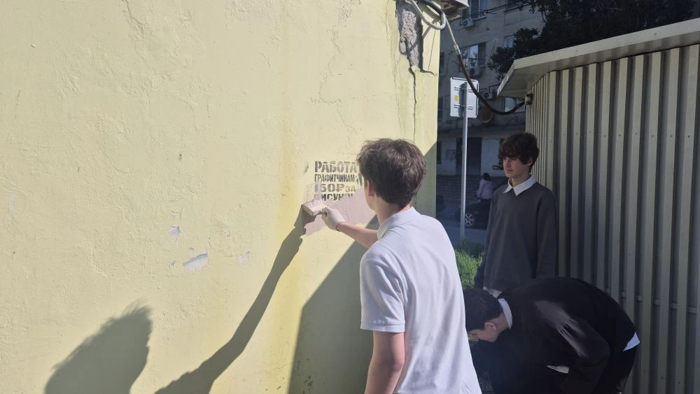 Добрые дела от маленьких героев. 🎨🙏  Очередной рейд «Антинарко» прошёл успешно, и главное — его пров