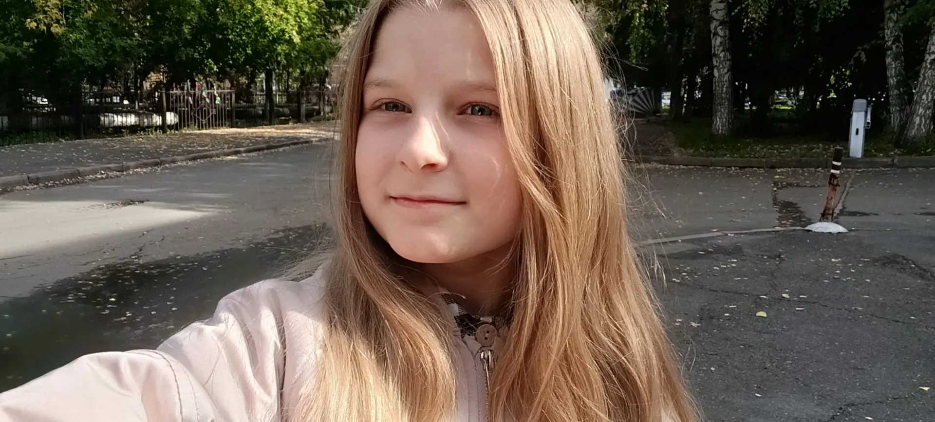 На прошлой неделе пока ждали Настю с школьной фотосессии немного поболтали с мамами одн...