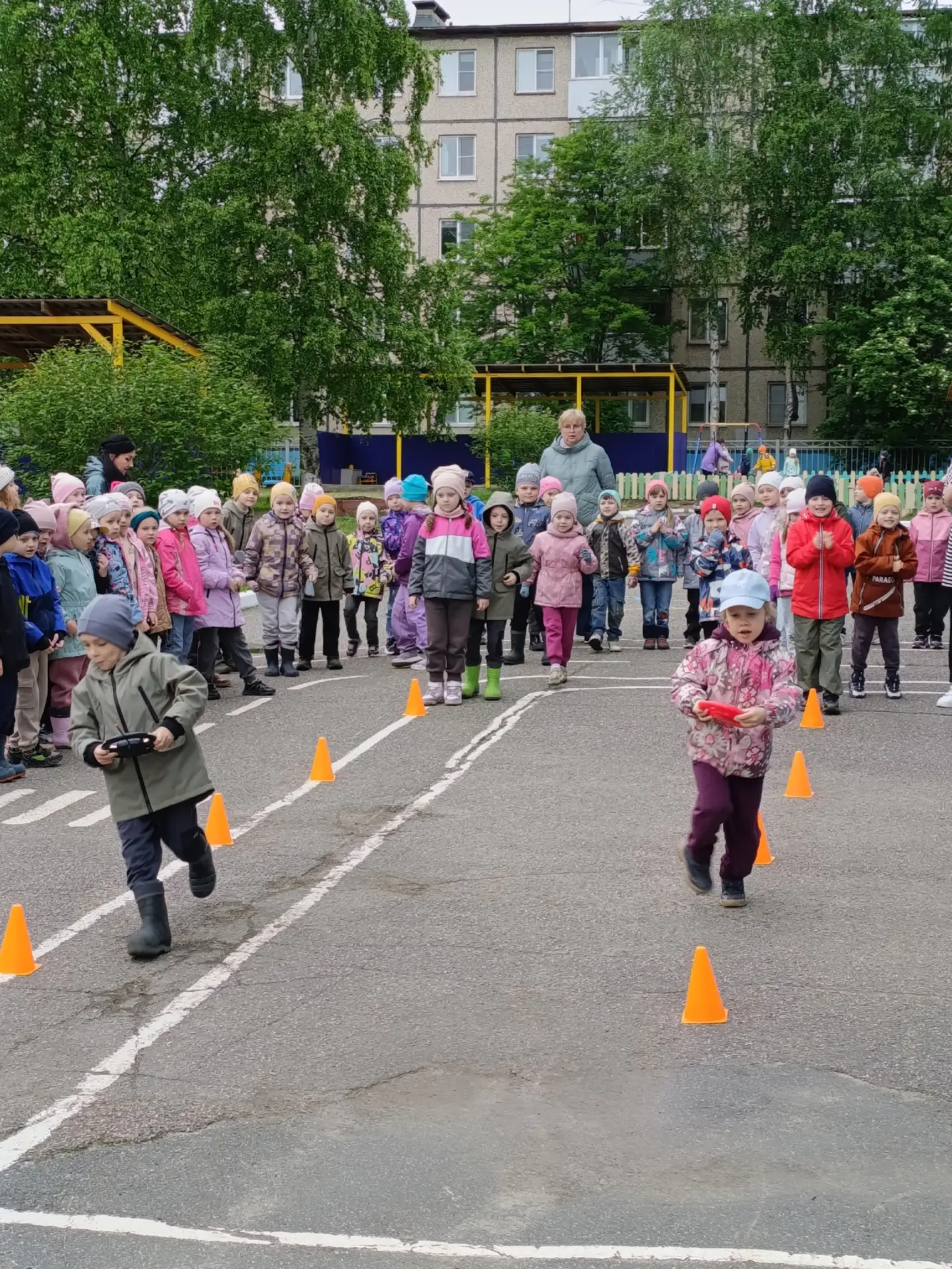 🚦 Безопасное движение — это просто: праздник ПДД для старших и подготовительных групп.
