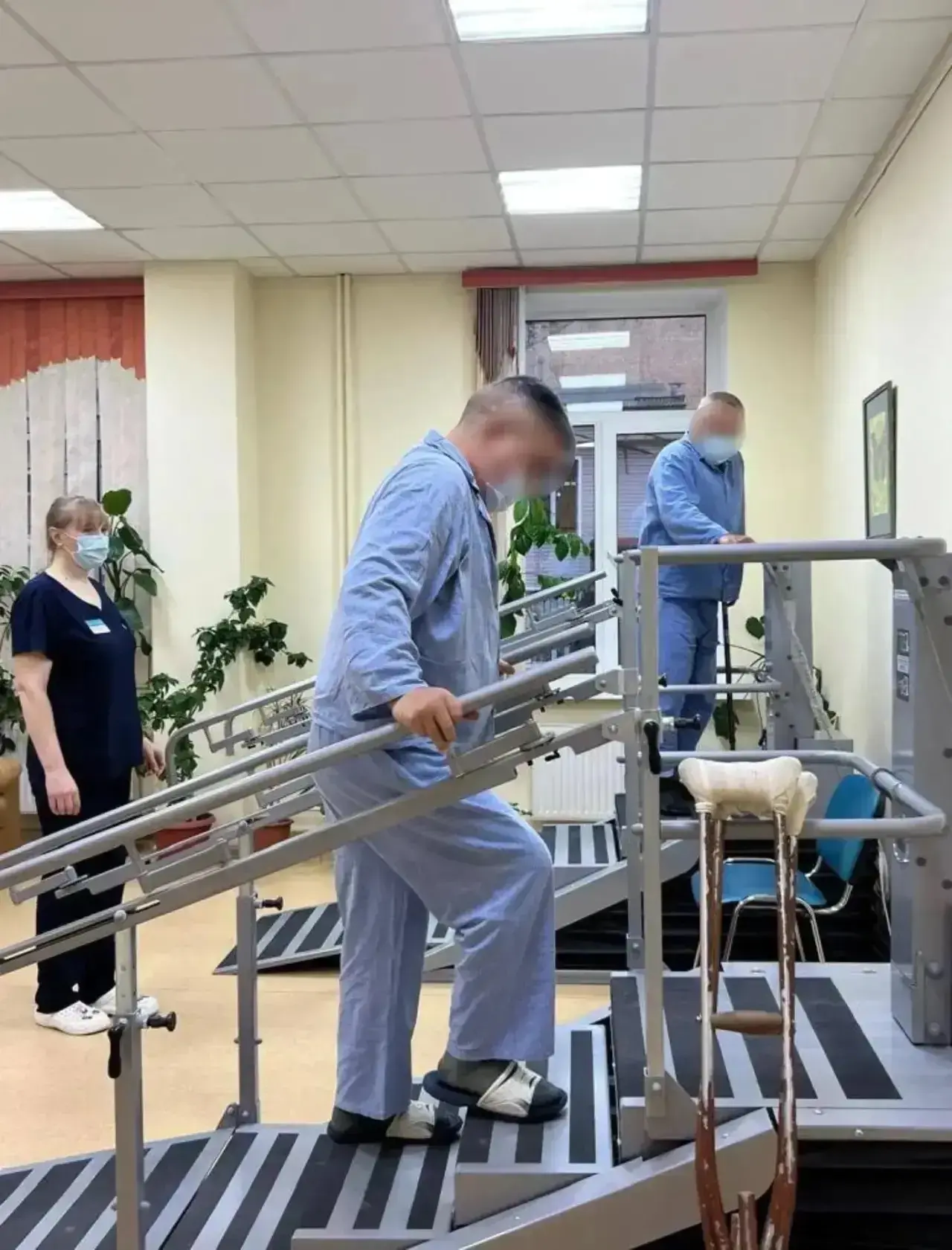 В этом году медицинскую помощь в республике получили почти 8,5 тысяч участников СВО, 30...