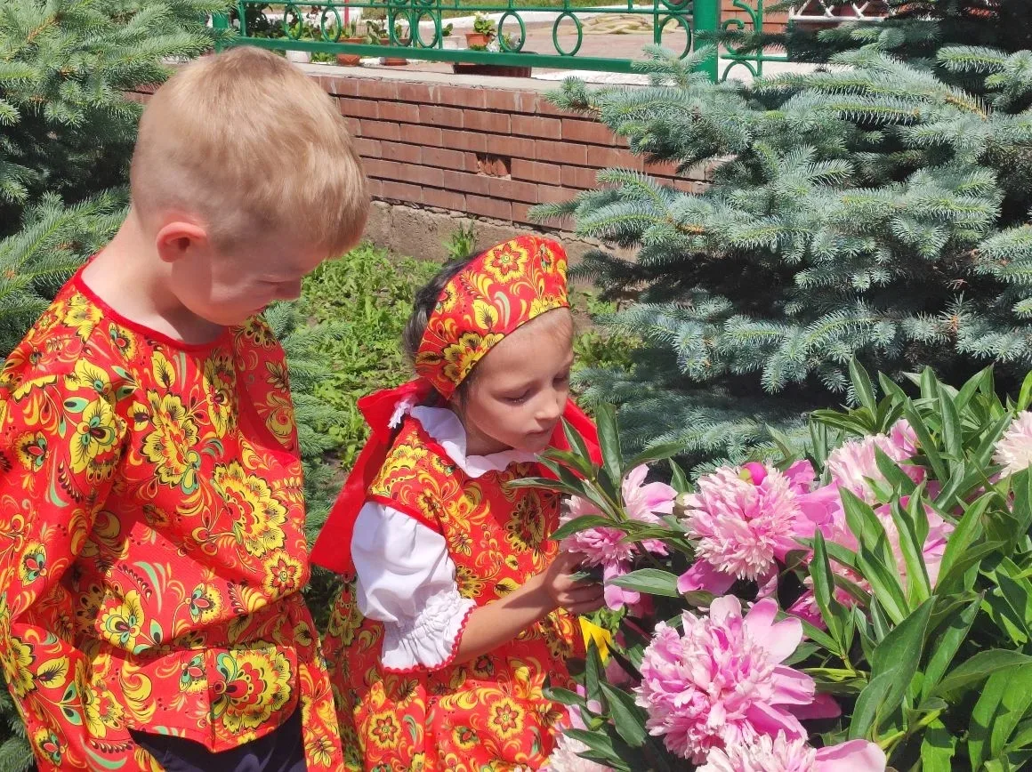 #ДеньРоссии #посадимЦветы