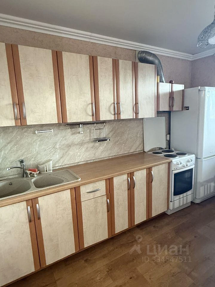 Сдам без посредников: студия, 38м²