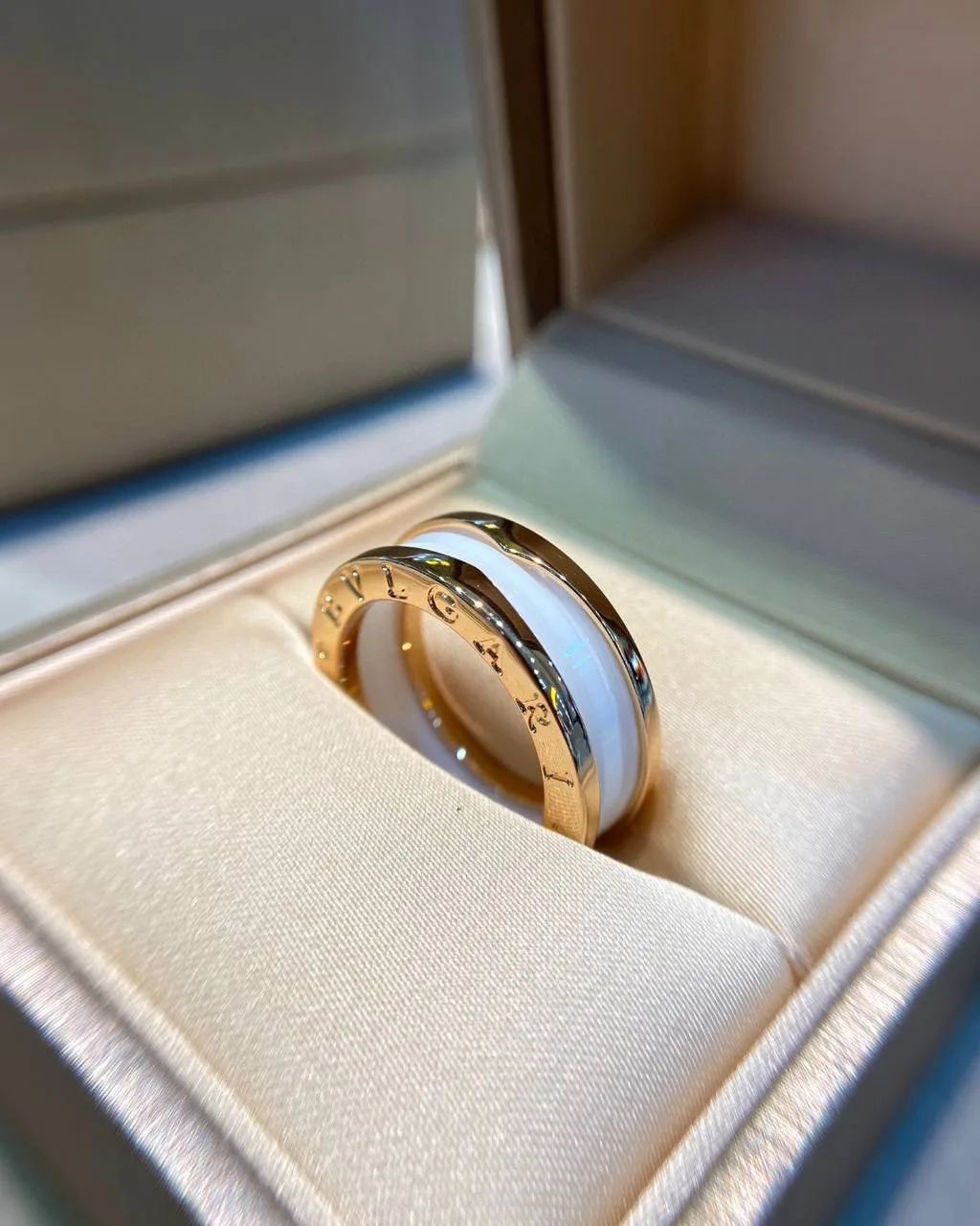 Кольцо BVLGARI 🇨🇳
