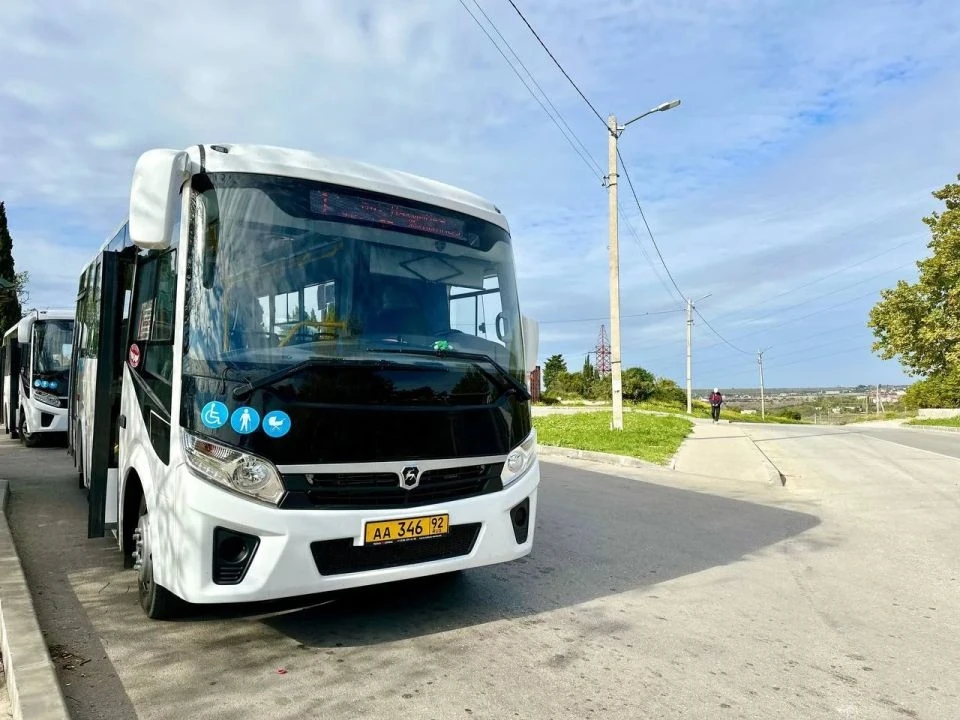 Летом в Севастополе добираться до пляжей станет удобнее 🚌☀