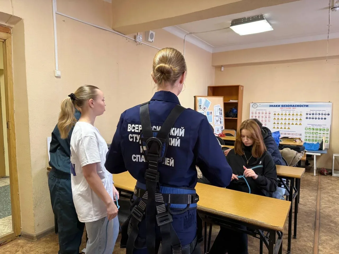 🤝 Всероссийскому студенческому корпусу спасателей 25 лет  Студенческий поисково-спасательный отряд С