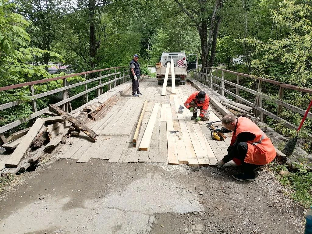 Работы в округе

«Обслуживающее учреждение» сегодня:
➡️в Краснореченском ремонтировали автомобильный