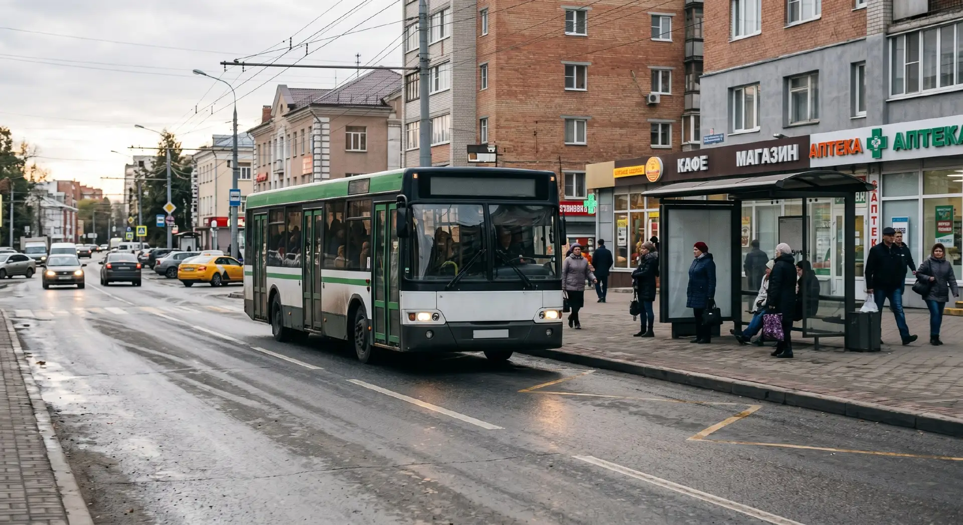 🚌 «Обещали 6 минут, ждали 40»: жители Полевского жалуются на сбои в графике автобусов №13

В Полевс