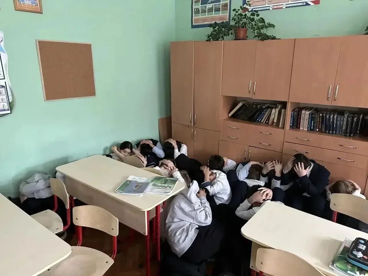 🛡️ Важно знать. Уметь действовать.  Сегодня, 21 апреля, в нашей школе прошли масштабные всероссийски