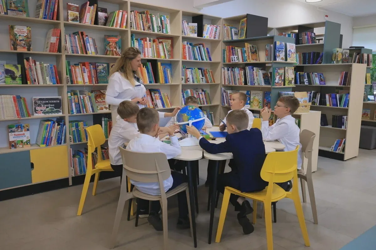 📚 В АМЗ открылся культурно-просветительский центр