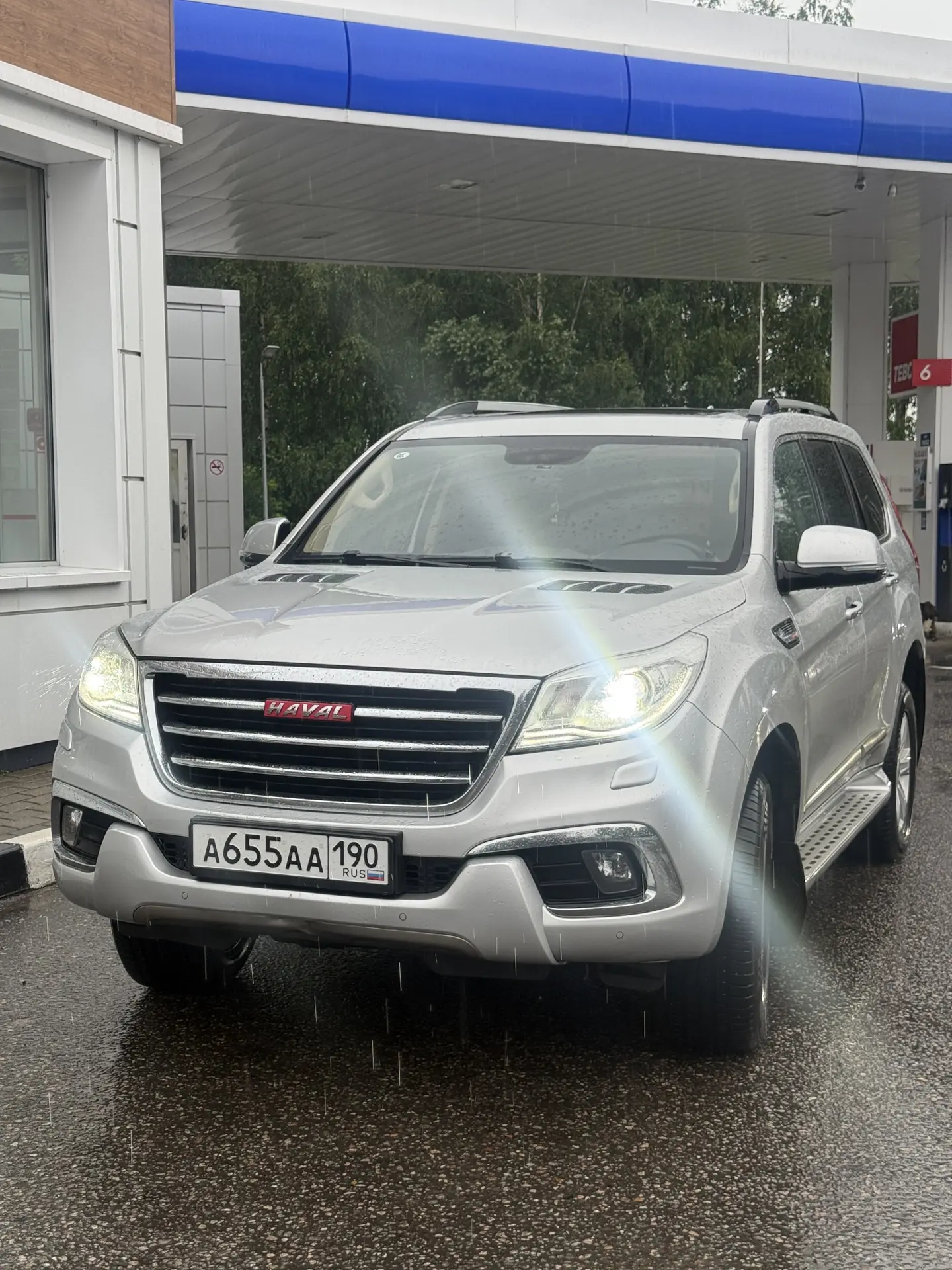 Не ну гляньте, неужели этот прекрасный автомобиль с адаптивным би лед светом, кожаными ...