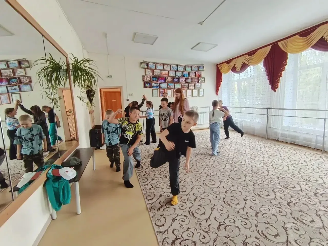 ⚡ Смена Первых в пришкольном лагере продолжает работу!