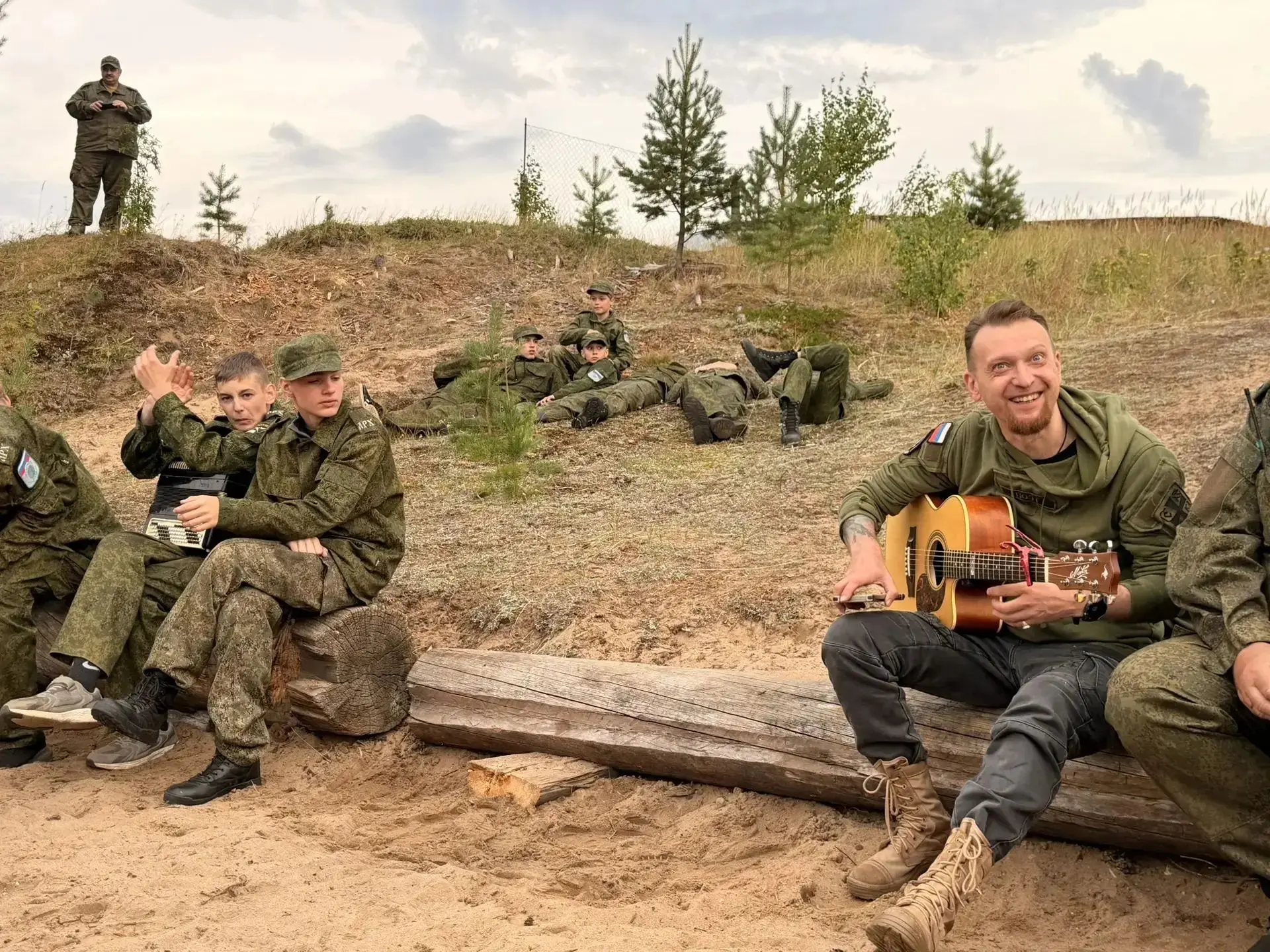 Как быть ни на кого не похожим среди штампованного шума, бесконечных рифмующих графоманов и поющих э