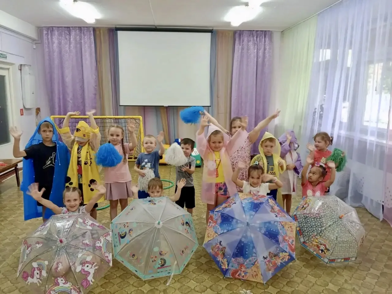 💦 День Нептуна для дошкольников МБОУ ООШ №13 АМО СО прошёл ярко и весело!
 Несмотря на проливной до