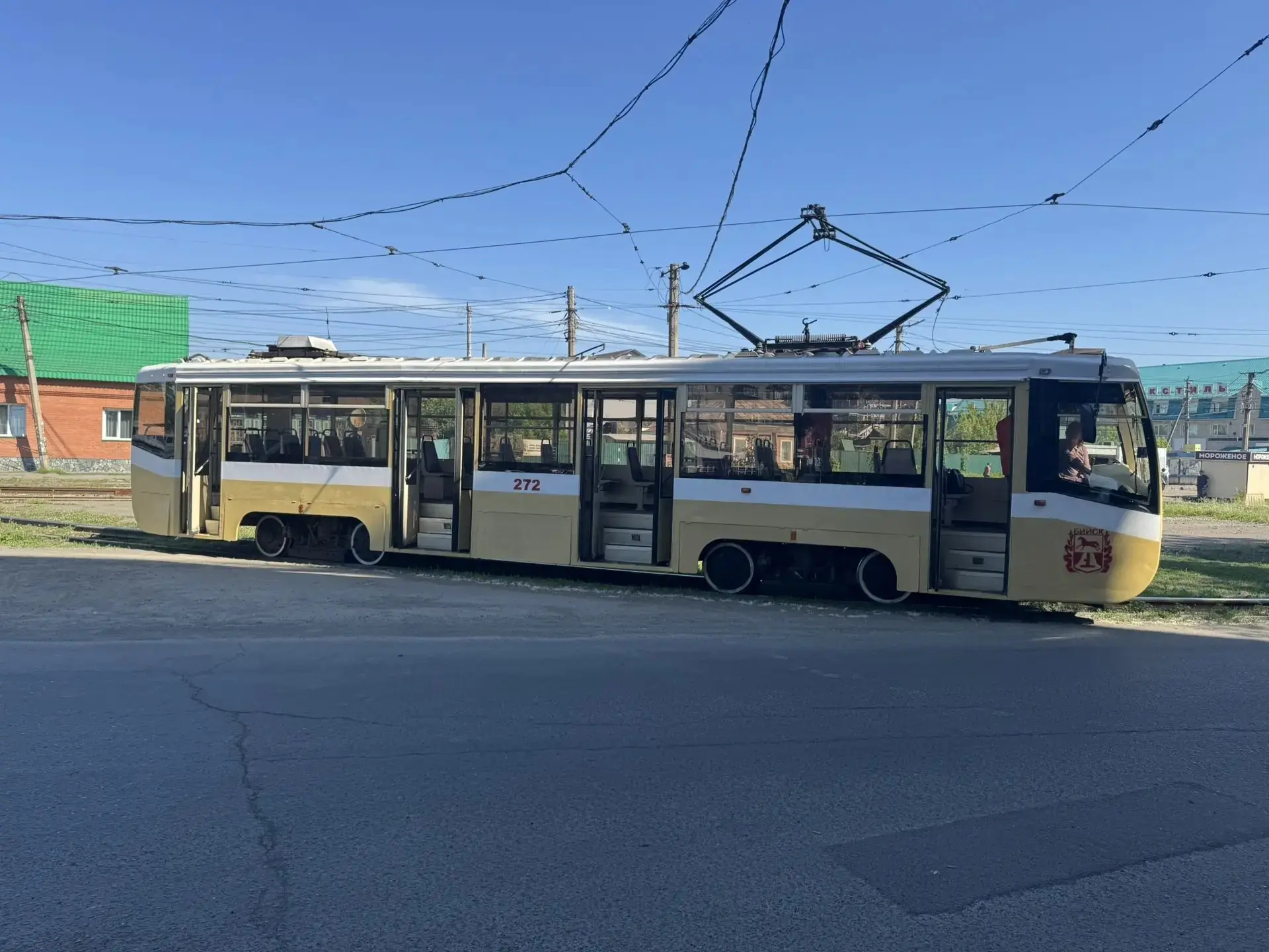 В Бийске начали тестировать трамваи из Ярославля 🚋