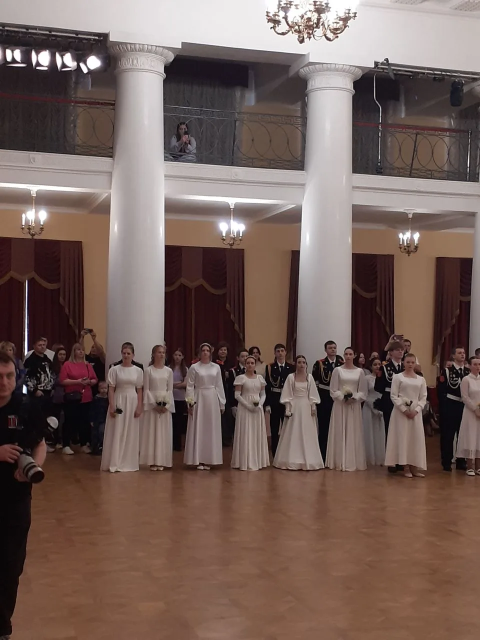 КАДЕТСКИЙ «БАЛ ЦВЕТОВ»  💃 Кадеты 9 «А» класса Елизавета Кутузова и Ботурбек Сафаров приняли участие 