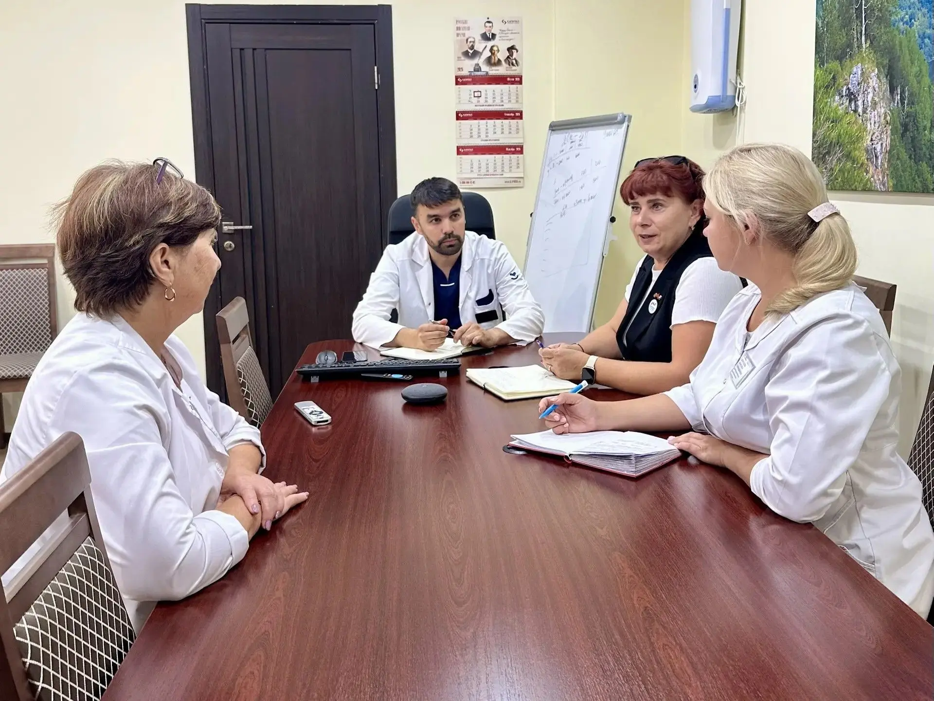 📌 В Чишминской ЦРБ состоялось рабочее совещание с социальным координатором филиала фон...