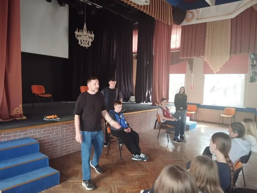 🚨Знать первую помощь — значит спасать жизни! В Школе 1205 к Всемирному дню здоровья (в 2026 году его