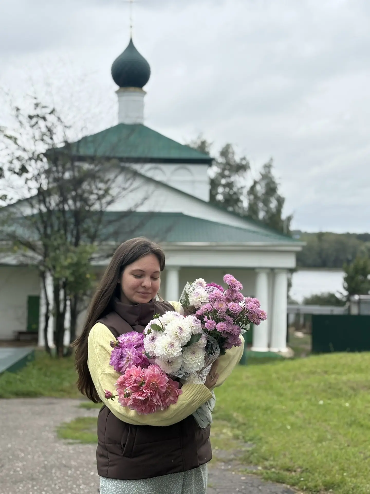 В ВК под последним постом можно оставить имена на поминовение во время Литургии🙏🏼