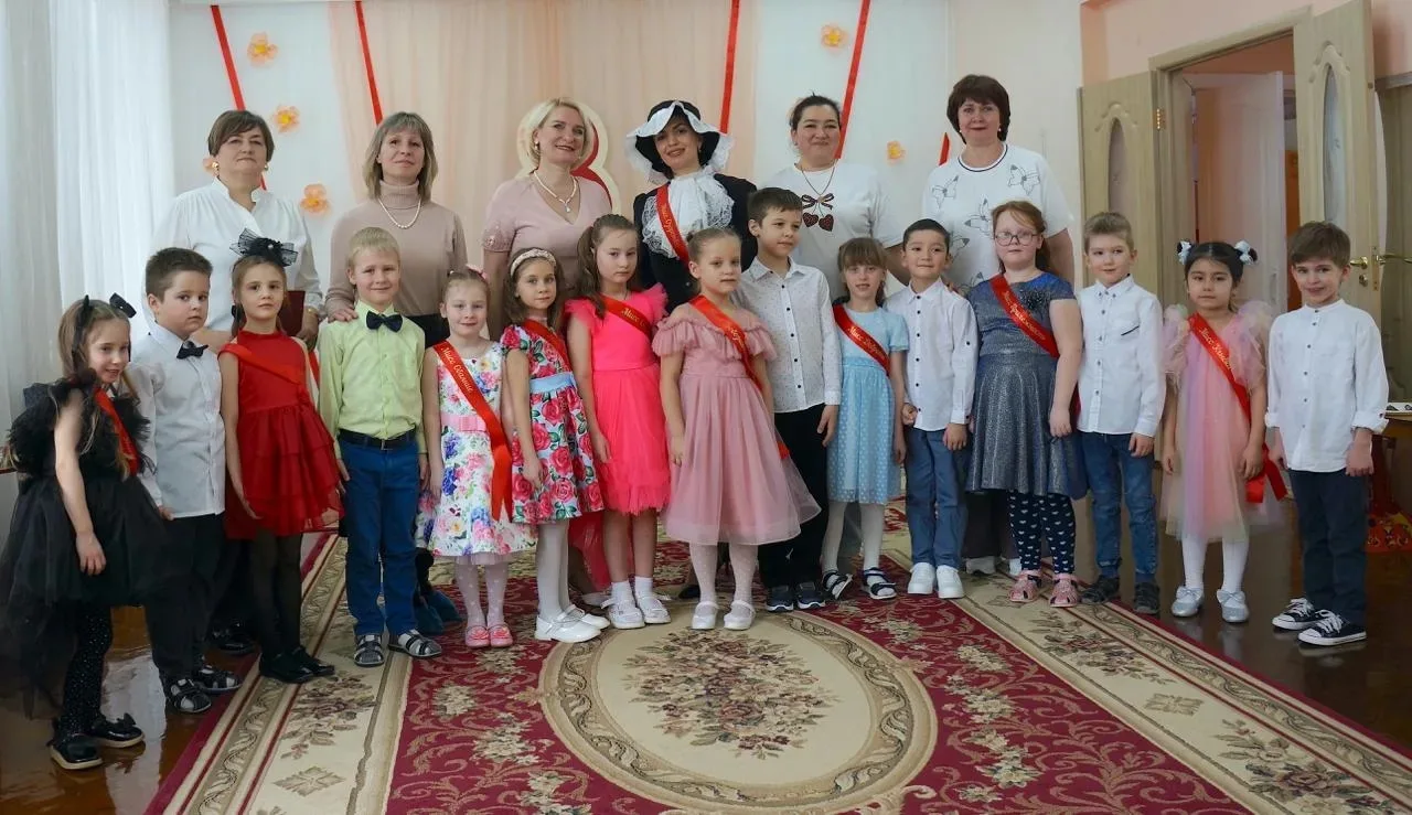 Праздничное мероприятие в  МБОУ "Школа современного образования" в дошкольных отделениях "Росинка" и