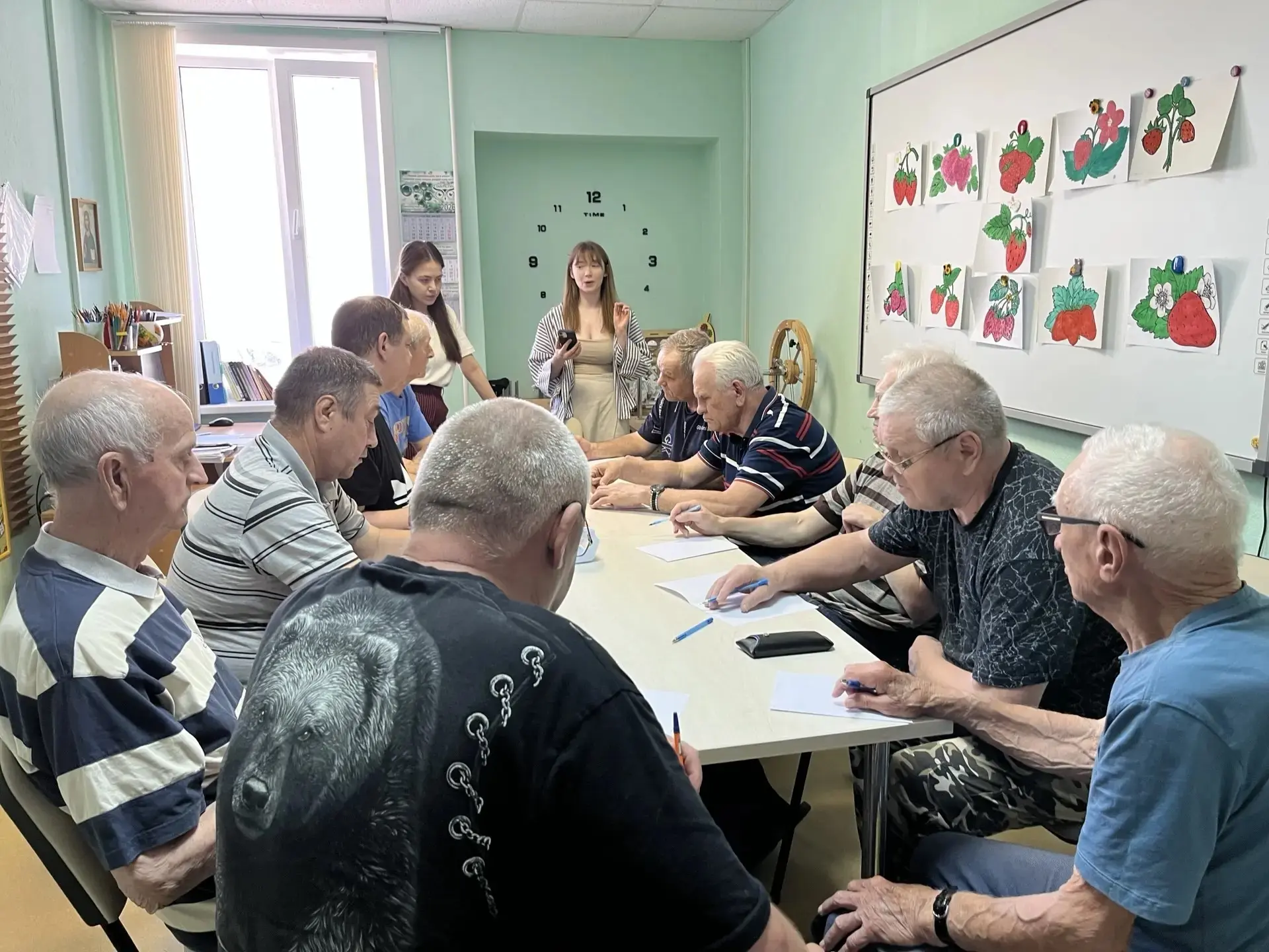 🧠 СНИЖЕНИЕ БОЛИ И ТРЕВОГИ ЧЕРЕЗ ТЕЛО: ВСТРЕЧА С МЕДИКАМИ-ВОЛОНТЁРАМИ 🧠

📅 Сегодня на базе ГКУ СО 