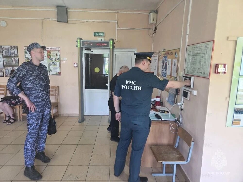 ⛑Специалисты МЧС России участвуют в комиссионных приемках оздоровительных лагерей  В Рузском муницип
