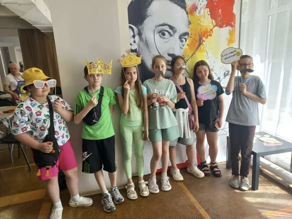 🤩📣Вести с нашего лагеря

Седьмой отряд — в деле! Ребята побывали на выставке в музейно‑выставочном
