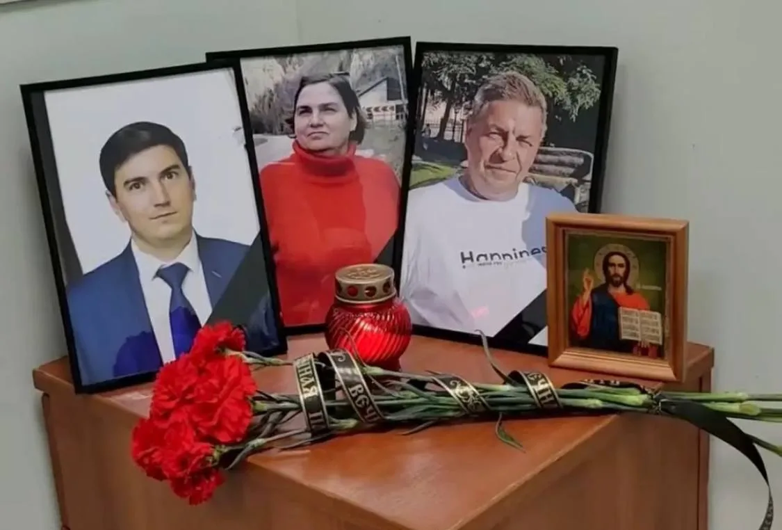 ❗️В больнице скончался еще один рабочий, пострадавший при трагедии на канализационном к...