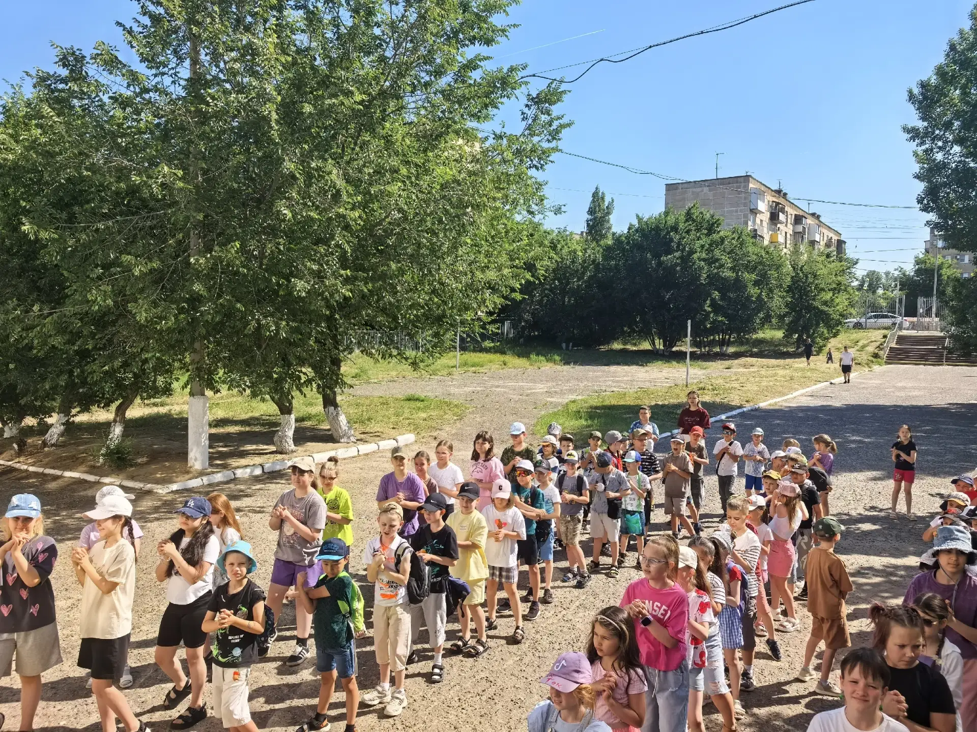 Как в пришкольном лагере прошла «Сфера»? Рассказываем по порядку ☀️

9 июня в нашем пришкольном лаге
