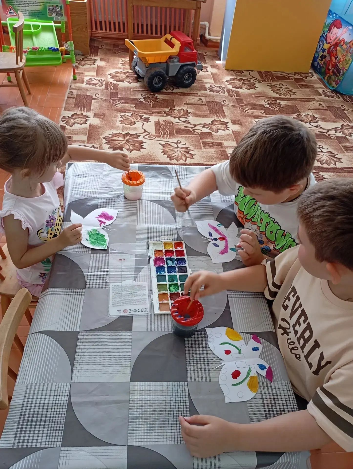 Когда кисть касается бумаги, рождаются чудеса✨