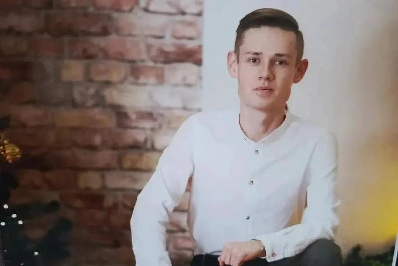 В Челябинске пропал 27-летний участковый Владислав Крылосов. 

15 июня он уехал на Ford Focus без пр